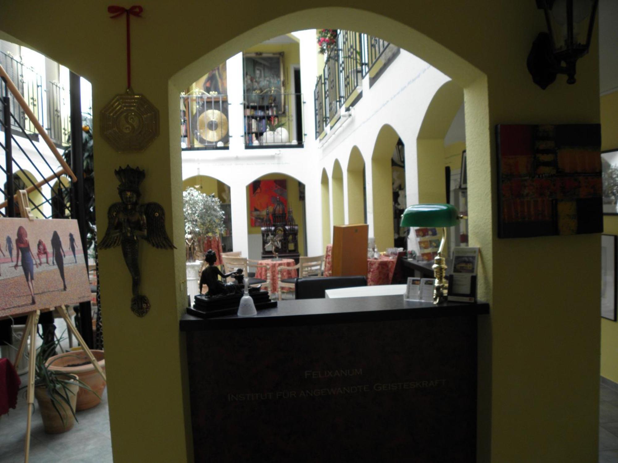 Felixanum Hotel & Galerie Isernhagen Exterior photo